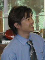 萩原さんの顔写真